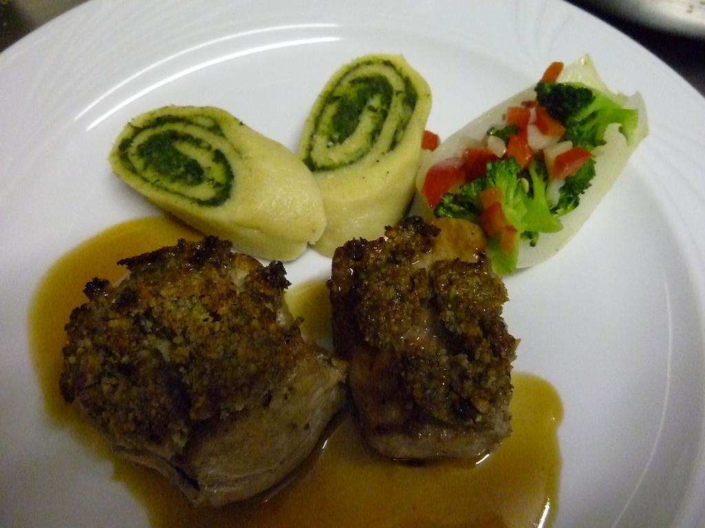 Gasthaus St. Valentin Киуза Екстериор снимка